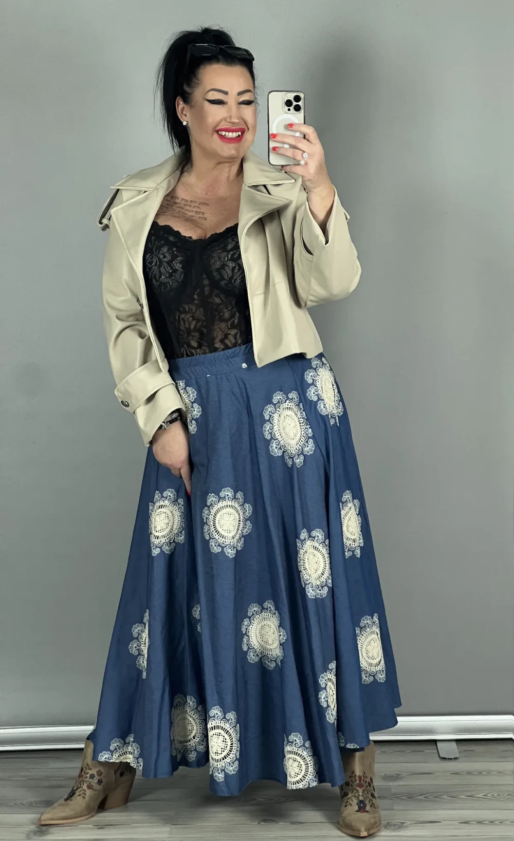 Alana szoknya