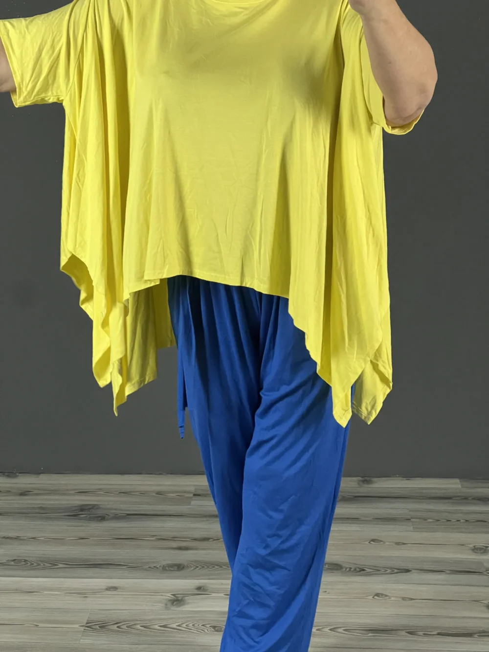 Áprilka tunika