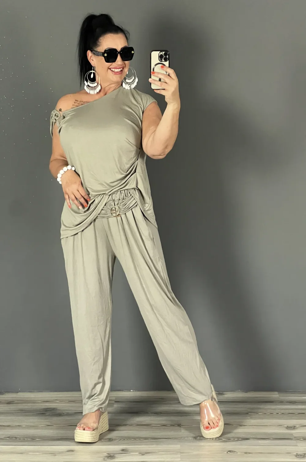 Adéla tunika